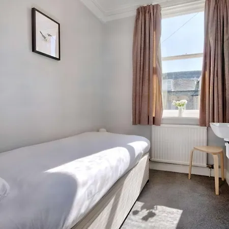 Hébergement de vacances 6 Bed In Sz389 *