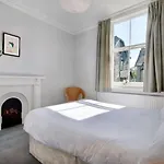 6 Bed In Oc-sz389 * كيسويك